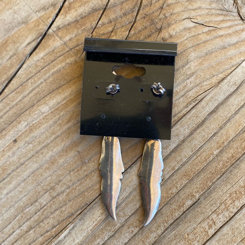 Authentic Malachite Feather Earrings - image 6